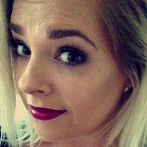 Meet your Posher, Katee