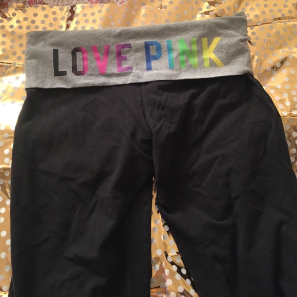 VS Pink yoga pants