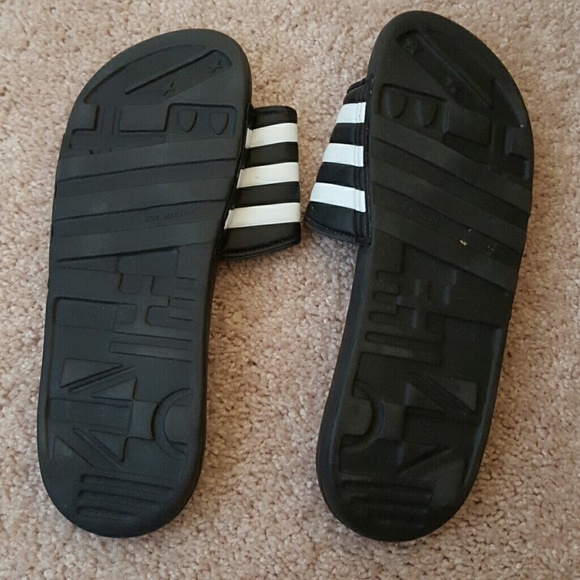 Adidas Sandal - Picture 2 of 3
