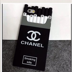 iPhone 6  black. Smoking Kills