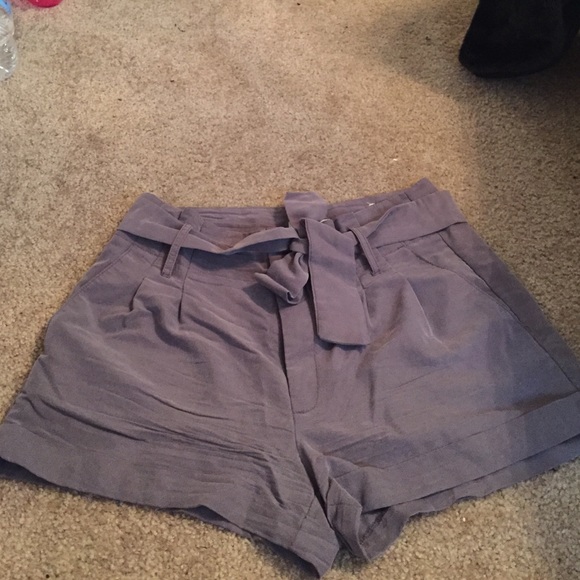 Grey shorts