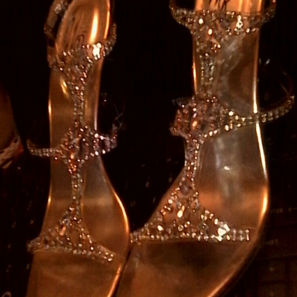 Wild Rose Zirconia Sandal Pump Heels Shoes sz.7NEW