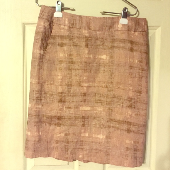 LOFT Dresses & Skirts - Loft career / dress skirt - tan & patterned