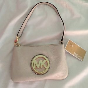 Micheal Kors purse/wristlet in vanilla