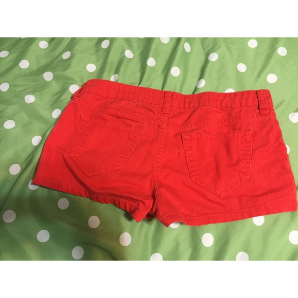 shorts - Picture 2 of 3