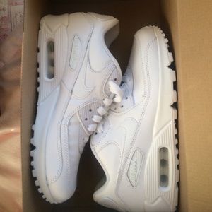 Nike Air Max 90 - Size 5Y Original Box