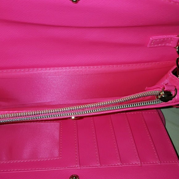 Hot pink Victoria Secret clutch - Picture 3 of 3