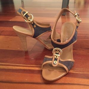 Jean and beige leather sandals with gold hardware