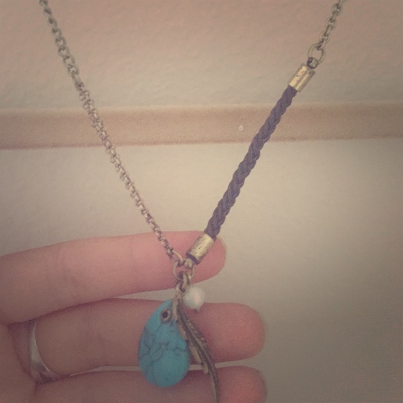 UO turquoise and feather necklace