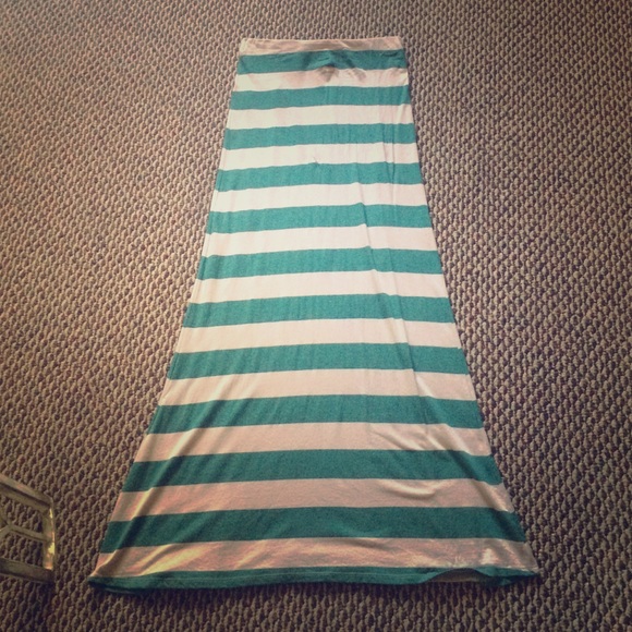 Maxi skirt