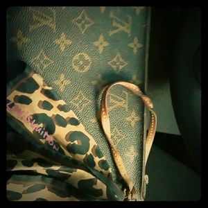 Louis Vuitton large clutch & Louis Vuitton ribbon