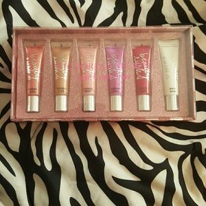 VS lip gloss