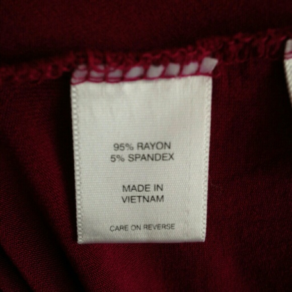 New York and Co Maroon Stretch Dress - Picture 4 of 4