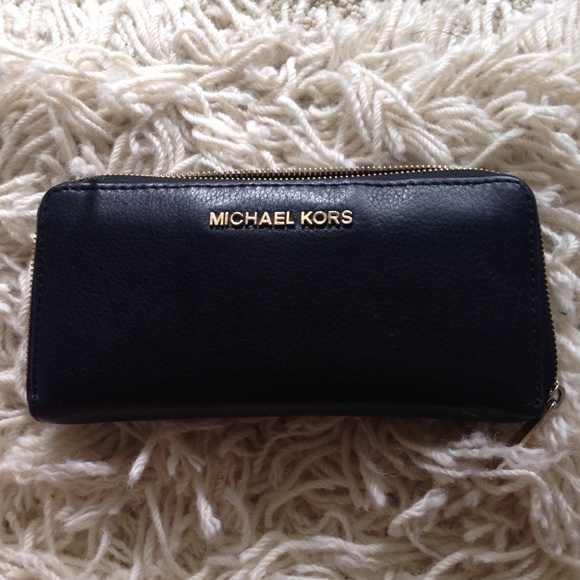 Michael Kors wallet