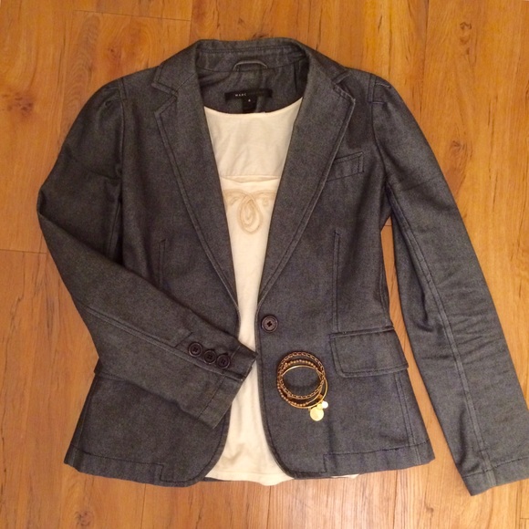 Marc Jacobs Jackets & Blazers - Marc Jacobs Denim/Chambray Blazer, Size 6
