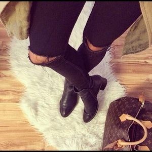H&M black knee slit jeans