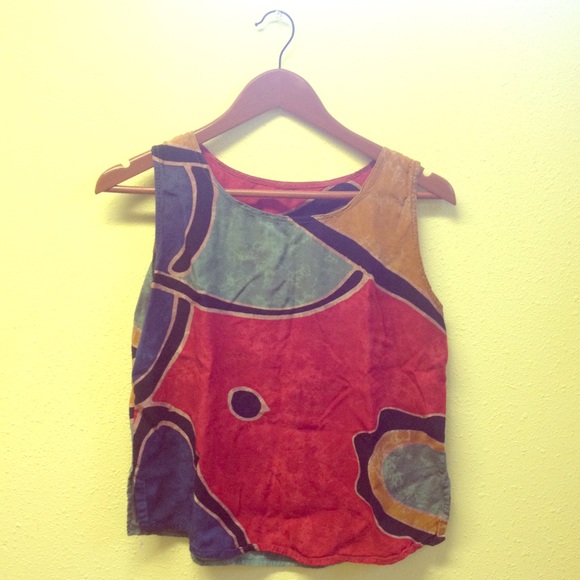 Patterned tank