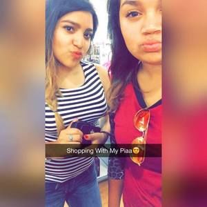 Meet your Posher, Mia