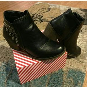 Black ankle boots