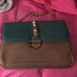 Hardshell purse