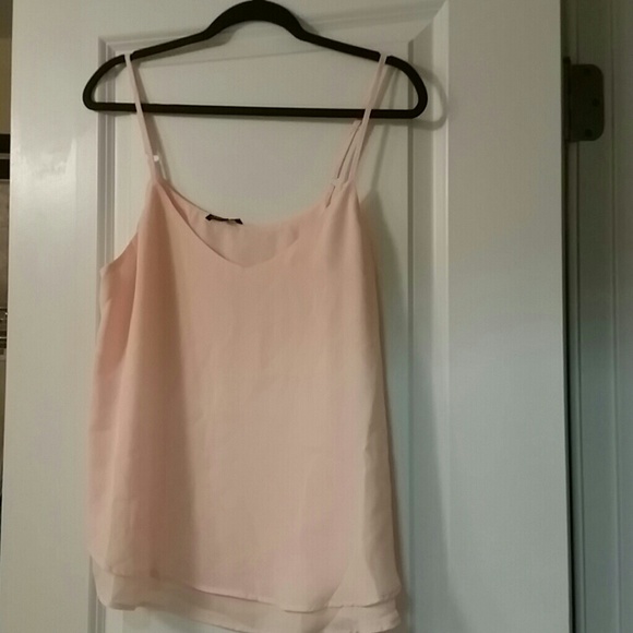 Pink tank - Picture 2 of 2