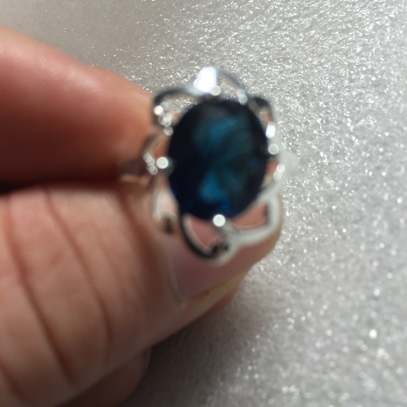 Sterling Silver .925 Teal Blue CZ Ring Size 6 - Picture 2 of 7