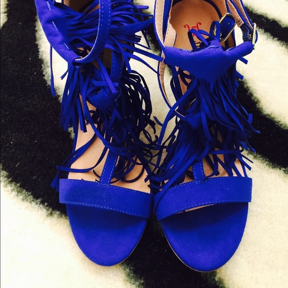 'Kora ' blue fringe by Justfab