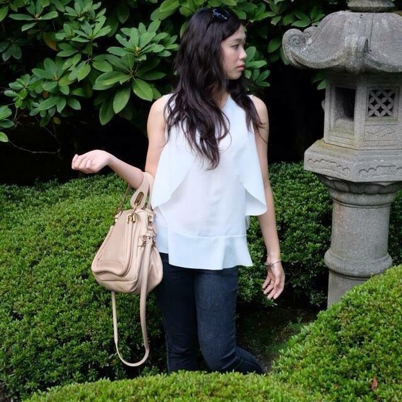 Meet your Posher, Jennifer - Picture 4 of 4