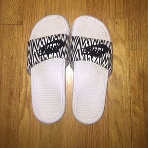 Nike Slides Women's Benassi JDI Print