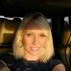 Meet your Posher, Crystal brooke