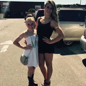 Meet your Posher, Madison