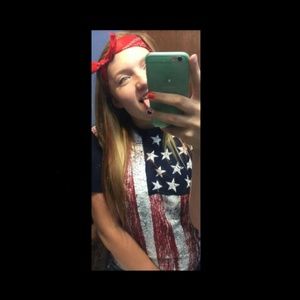 Meet your Posher, Khiley