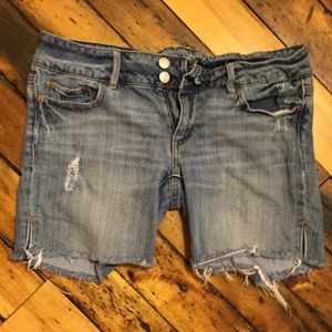 AE distressed cut off shorts size 8