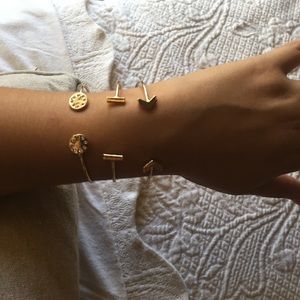 Gold bangle set