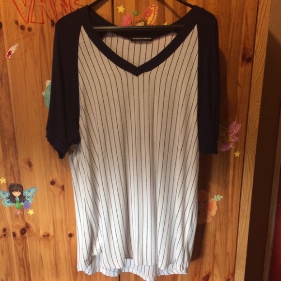 Baseball tee luana brandy melville