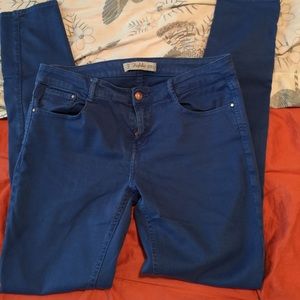 Blue skinny jeans