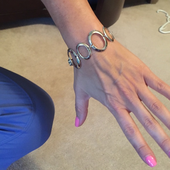 Retired Lia Sophia bracelet - Picture 2 of 2