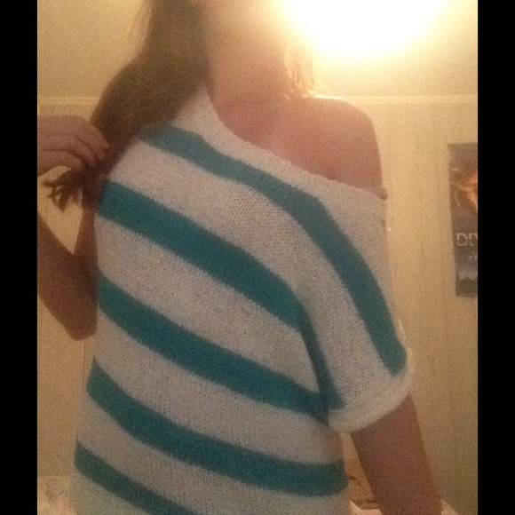 Sweater - Picture 2 of 2