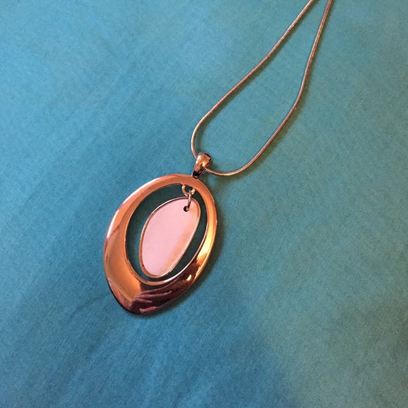 Retired Lia Sophia Necklace. - Picture 1 of 3