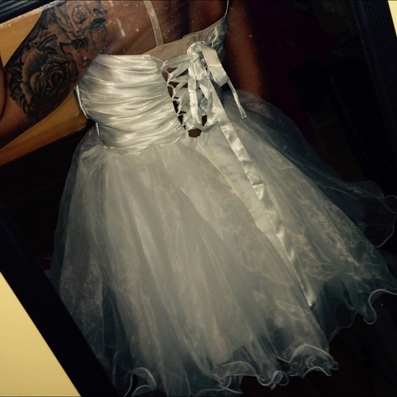 White Homecoming dress with sequins - Picture 2 of 4