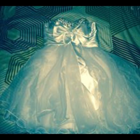 White Homecoming dress with sequins - Picture 3 of 4