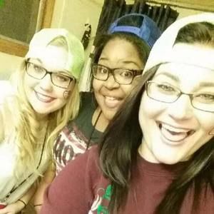 Meet your Posher, Brittney