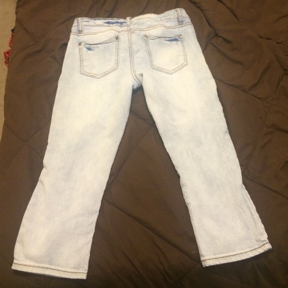 Capris - Picture 2 of 2