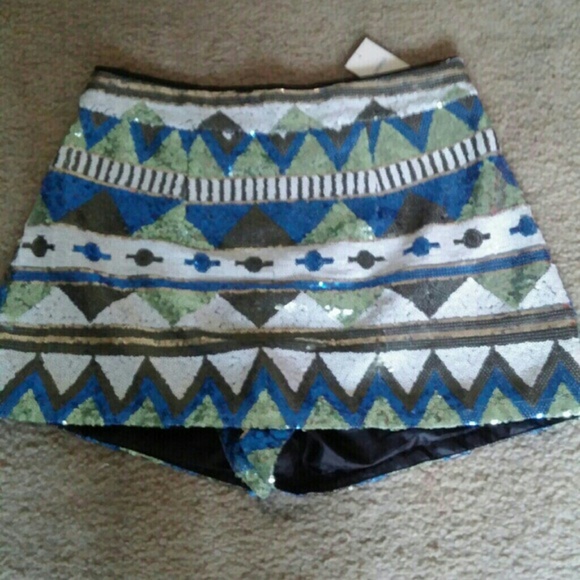 ❌HOLD ❌ Blue Multi Sequin Skirt - Picture 4 of 4