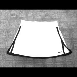 Nike Fit Dry Tennis Skirt
