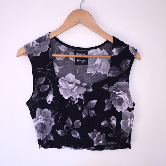 🕶Sleeveless floral crop top