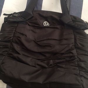 Lululemon Triumph Gym Bag