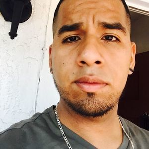 Meet your Posher, Jonatan