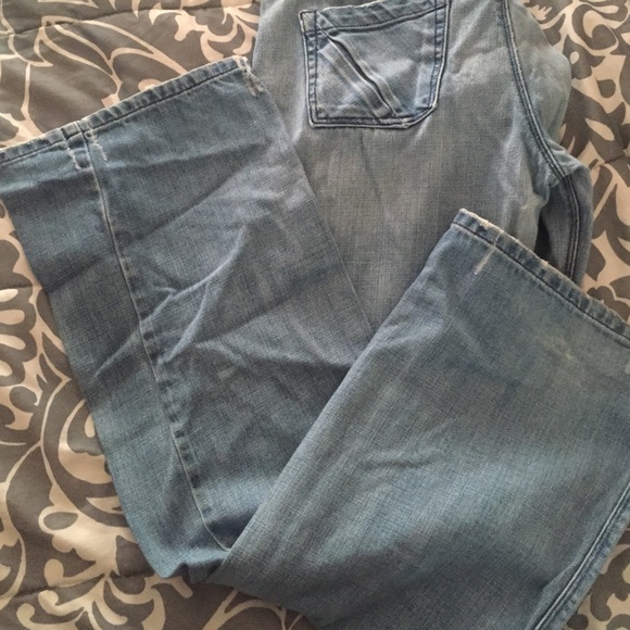 Size 7 Volcom Jeans - Picture 3 of 3