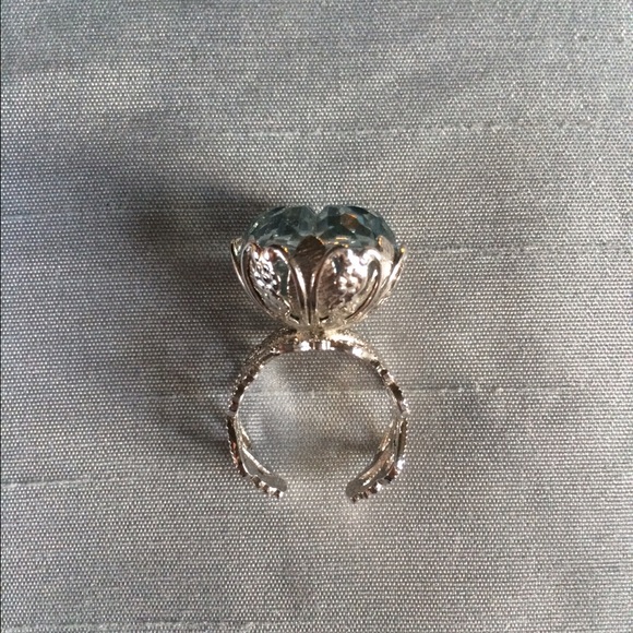 Elsa ring - Picture 2 of 4